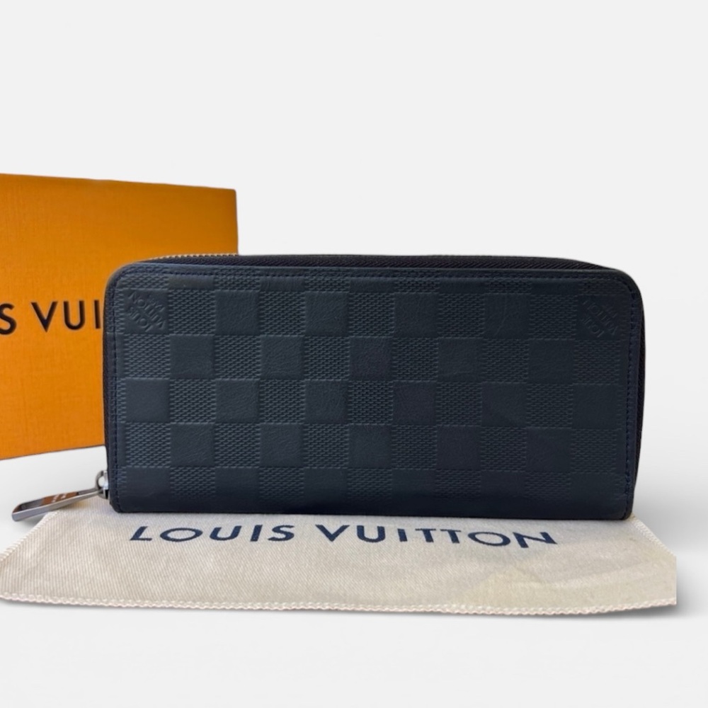Authentic Louis Vuitton Damier Infiniti wallet black silver